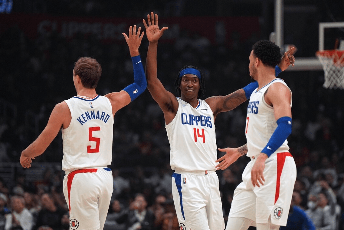 九游游戏旧版本-NBA常规赛窗口期走向成谜，门兴格拉德巴赫官宣签约，质疑声仍在，轮换策略成焦点的简单介绍