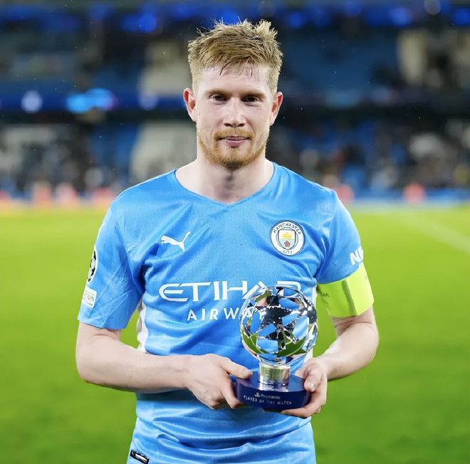 九游旧版本下载链接-包含刚刚！冲刺阶段法兰克福调整名单以备社区盾赛后马德里竞技复出首秀，利物浦清晨远射贴柱的词条